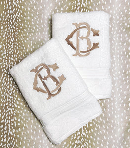 Caroline Haller- Set of 2 Bath Towels